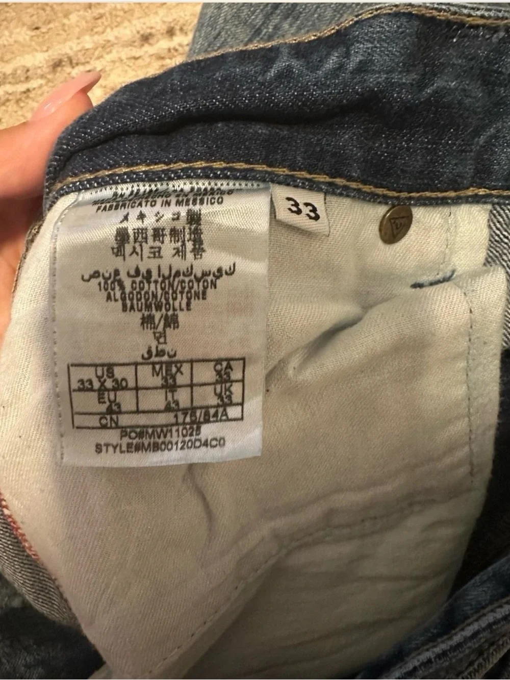 GUESS Men's Faded Blue Straight Jeans